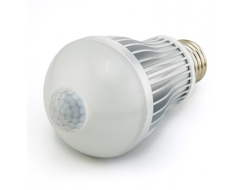 Great Deals 8 watts LED A19 E26 E27 base 700 Lumens Built-in PIR Sensor LED Motion Sensor Light Bulb